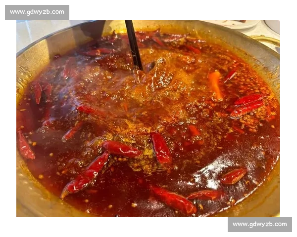 火锅争霸赛：谁能在热辣锅底中脱颖而出成为火锅大师